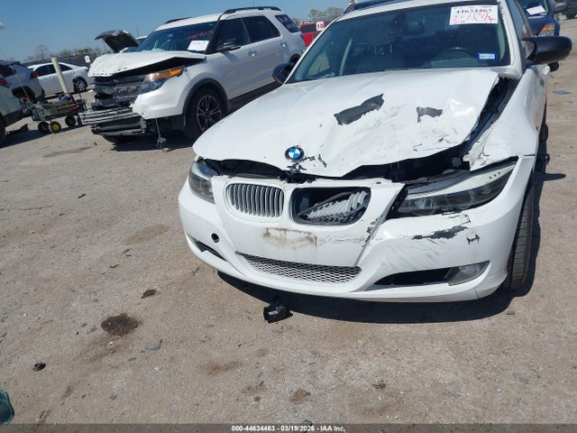 2010 Bmw 328i მანქანა იყიდება აუქციონზე, vin: WBAPH7G52ANM50428, აუქციონის ნომერი: 44634463