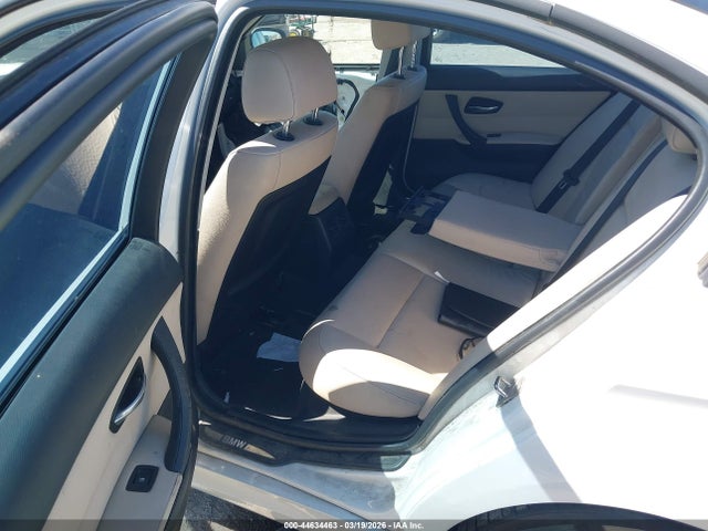 2010 Bmw 328i მანქანა იყიდება აუქციონზე, vin: WBAPH7G52ANM50428, აუქციონის ნომერი: 44634463