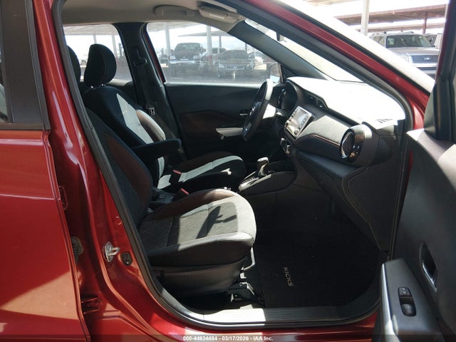 3N1CP5CU9JL527014 Nissan KICKS SR