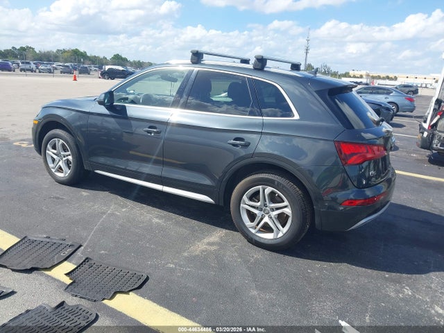 2019 AUDI Q5 WA1ANAFY5K2045722 Photo 2