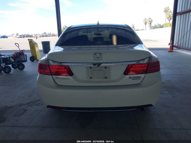1HGCR6F70FA013992 Honda Accord Hybrid Touring