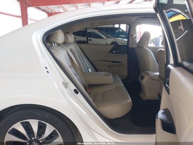 1HGCR6F70FA013992 Honda Accord Hybrid Touring