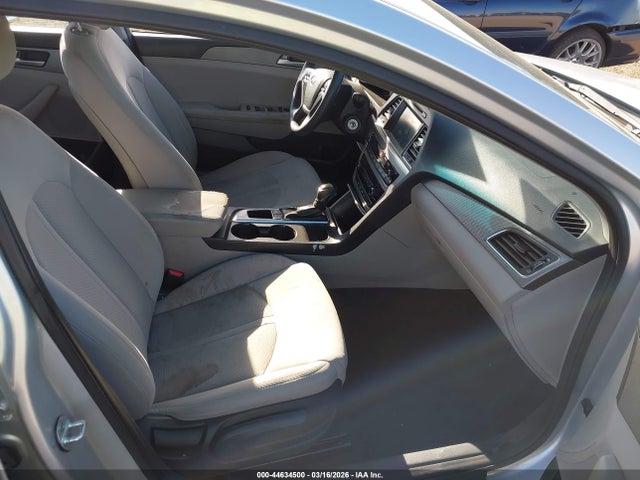 5NPE24AF4GH270761 Hyundai SONATA SE