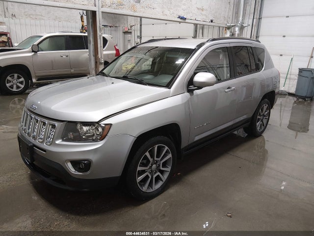Jeep Compass Limited 2015 1C4NJDCB3FD168885 Image 2