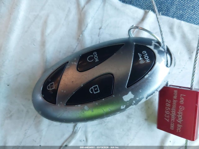 KMHLM4DG8RU776684 Hyundai ELANTRA SEL