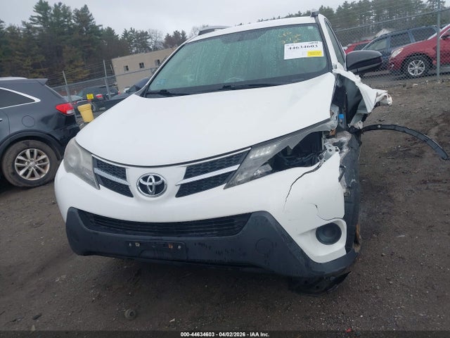 JTMBFREV9EJ009667 Toyota RAV4 LE