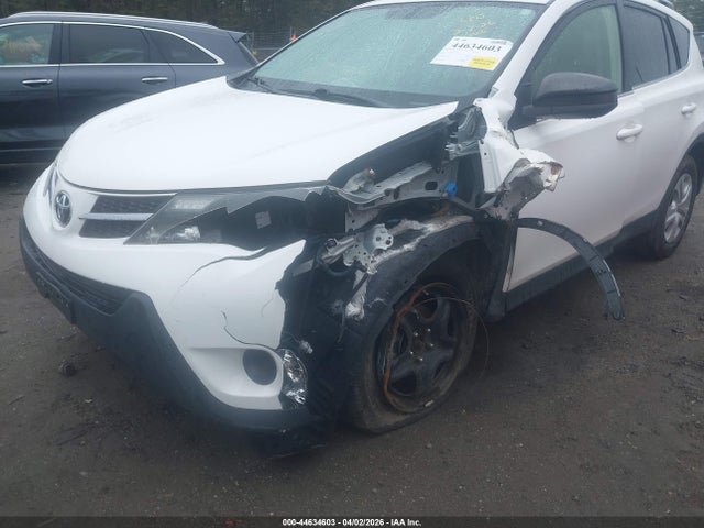 JTMBFREV9EJ009667 Toyota RAV4 LE