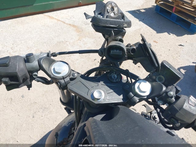 Yamaha YZFR3 2015 MH3RH06Y8FK005832 Image 7