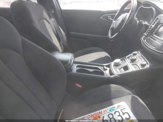 2015 Chrysler 200 Limited მანქანა იყიდება აუქციონზე, vin: 1C3CCCAB6FN659934, აუქციონის ნომერი: 44634625