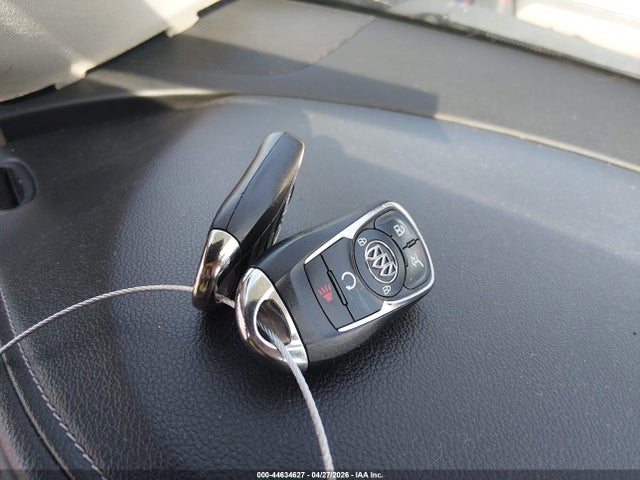 44634627 :رقم المزاد ، LRBFX1SA2JD007252 vin ، 2018 Buick Envision Essence مزاد بيع