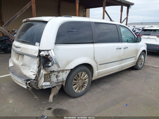 Auction sale of the 2014 Chrysler Town & Country Limited, vin: 2C4RC1GG4ER261104, lot number: 44634636