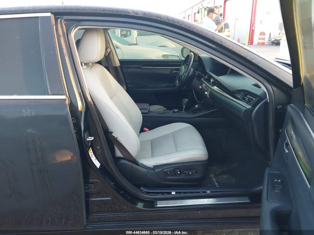 JTHBK1GG3F2160140 Lexus ES 350