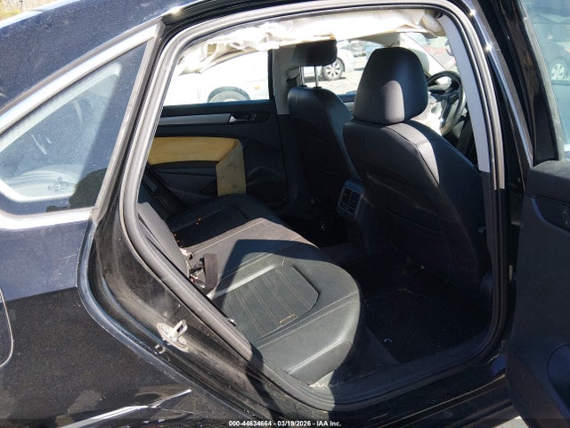 44634664 :رقم المزاد ، 1VWBT7A35FC040385 vin ، 2015 Volkswagen Passat 1.8t Se مزاد بيع