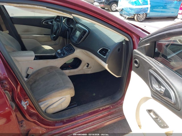 Продаж на аукціоні авто 2015 Chrysler 200 Limited, vin: 1C3CCCABXFN723621, номер лоту: 44634669