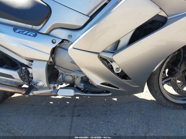 2010 YAMAHA FJR1300 JYARP15Y5AA001272 Photo 7