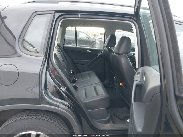WVGBV7AX0GW603080 Volkswagen TIGUAN S