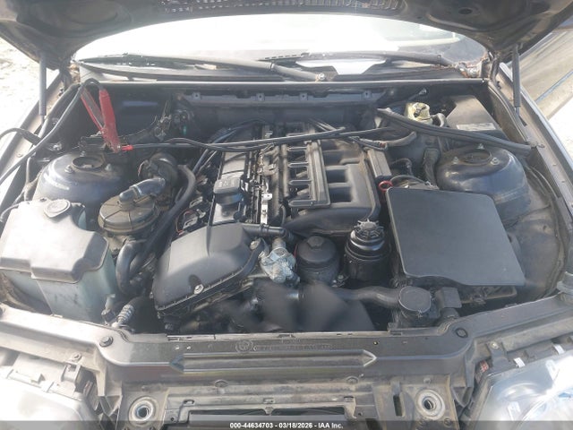 44634703 :رقم المزاد ، WBABW33454PL25390 vin ، 2004 Bmw 325ci مزاد بيع