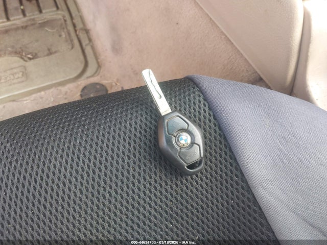 44634703 :رقم المزاد ، WBABW33454PL25390 vin ، 2004 Bmw 325ci مزاد بيع