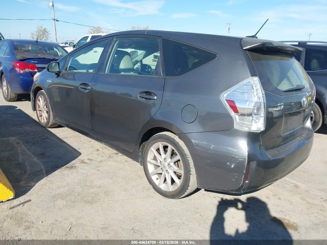2013 TOYOTA PRIUS V JTDZN3EU8D3246692 Photo 2