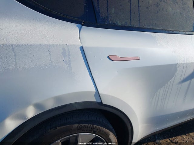 Продажа на аукционе авто 2020 Tesla Model Y Long Range Dual Motor All-wheel Drive, vin: 5YJYGDEE6LF043306, номер лота: 44634717