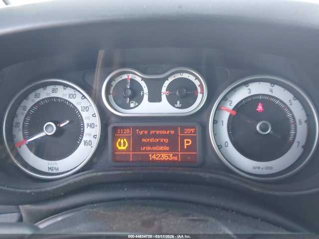 2014 FIAT 500L ZFBCFACH7EZ021632 Photo 6