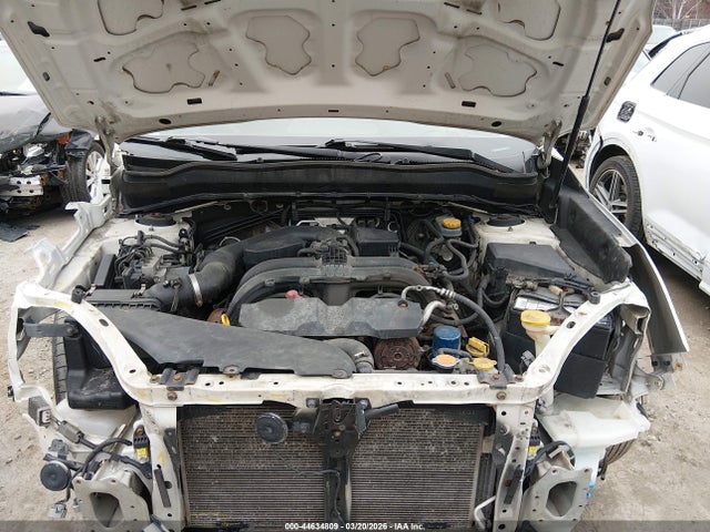 JF2SJAGC7JH426817 Subaru Forester 2.5i Premium