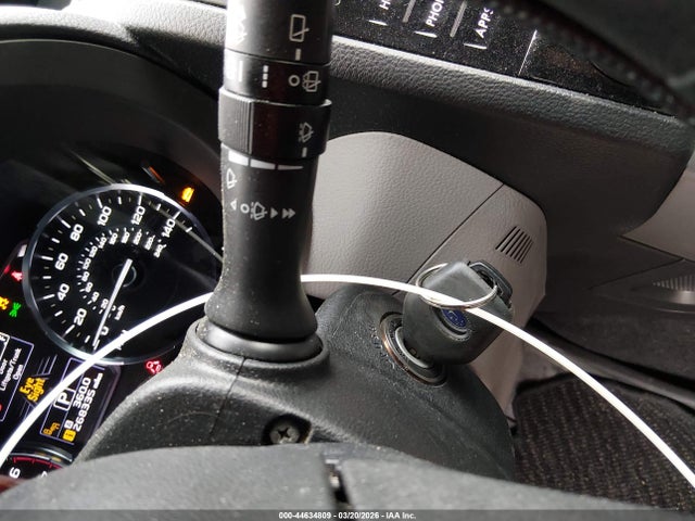 JF2SJAGC7JH426817 Subaru Forester 2.5i Premium