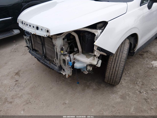 JF2SJAGC7JH426817 Subaru Forester 2.5i Premium