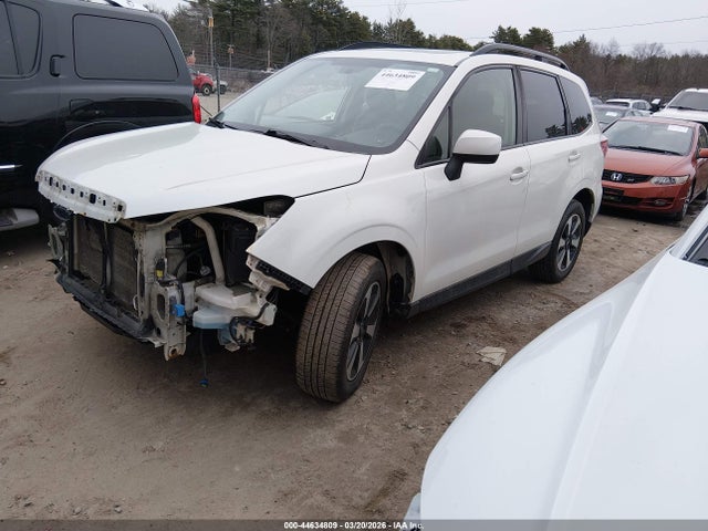 JF2SJAGC7JH426817 Subaru Forester 2.5i Premium