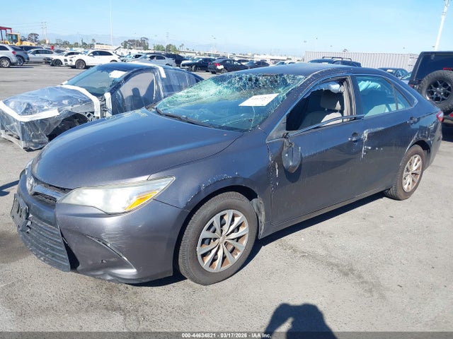 4T1BF1FK0HU274465 Toyota CAMRY LE