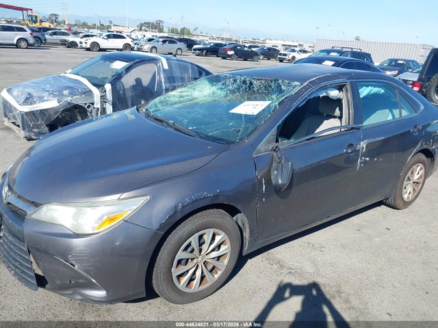 4T1BF1FK0HU274465 Toyota CAMRY LE