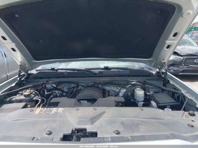 44634835 :رقم المزاد ، 3GCUKREC0JG235224 vin ، 2018 Chevrolet Silverado 1500 2lt مزاد بيع