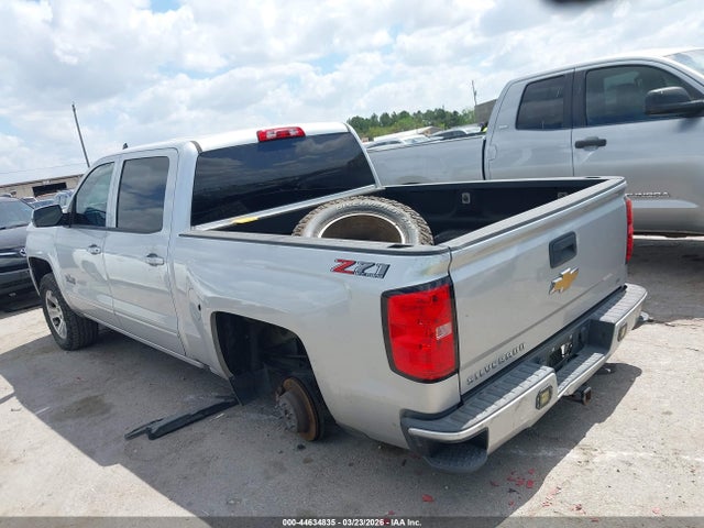 44634835 :رقم المزاد ، 3GCUKREC0JG235224 vin ، 2018 Chevrolet Silverado 1500 2lt مزاد بيع
