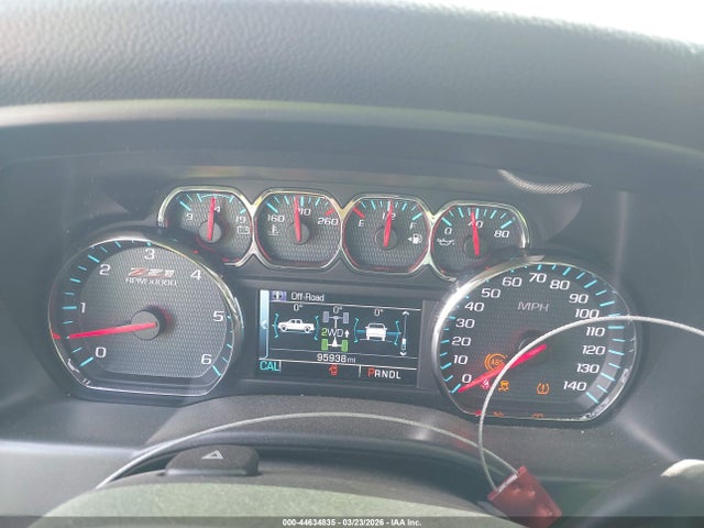 44634835 :رقم المزاد ، 3GCUKREC0JG235224 vin ، 2018 Chevrolet Silverado 1500 2lt مزاد بيع