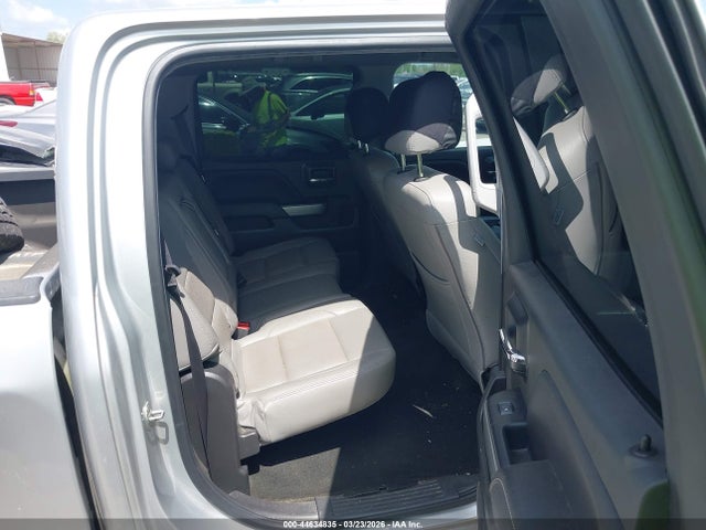 44634835 :رقم المزاد ، 3GCUKREC0JG235224 vin ، 2018 Chevrolet Silverado 1500 2lt مزاد بيع