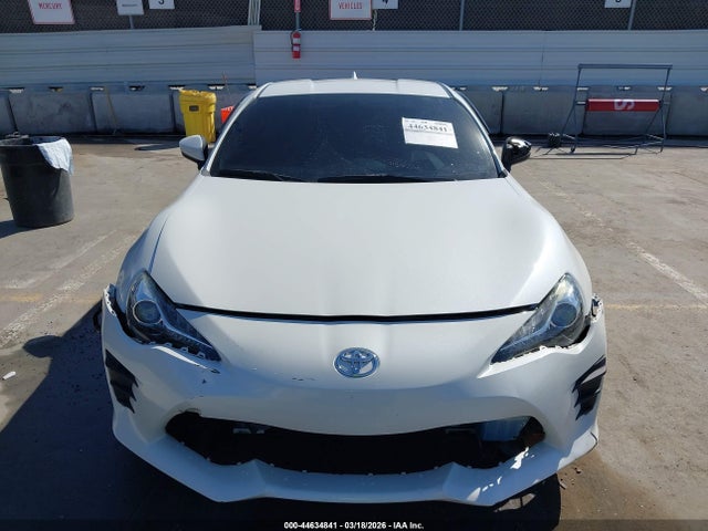 Toyota 86 2017 JF1ZNAA14H8700645 Image 13