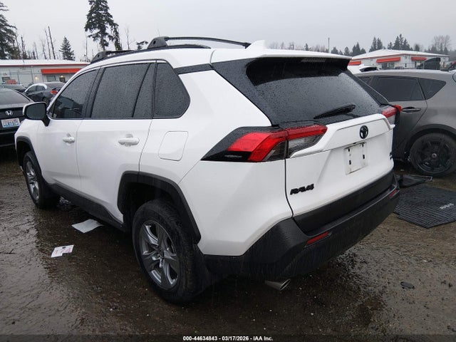 Toyota Rav4 Xle 2024 2T3P1RFV4RC420065 Image 3