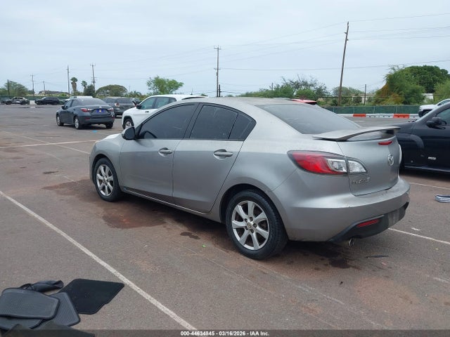 2011 MAZDA MAZDA3 JM1BL1VF1B1486432 Photo 2
