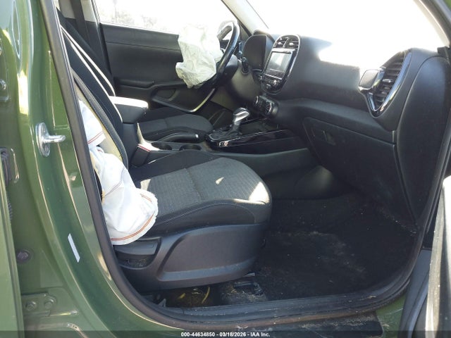 44634850 :رقم المزاد ، KNDJ33AU8N7154601 vin ، 2022 Kia Soul Ex مزاد بيع