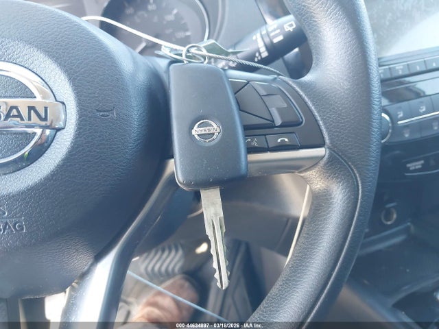 Nissan ROGUE S 2017 5N1AT2MT5HC776433 Image 11