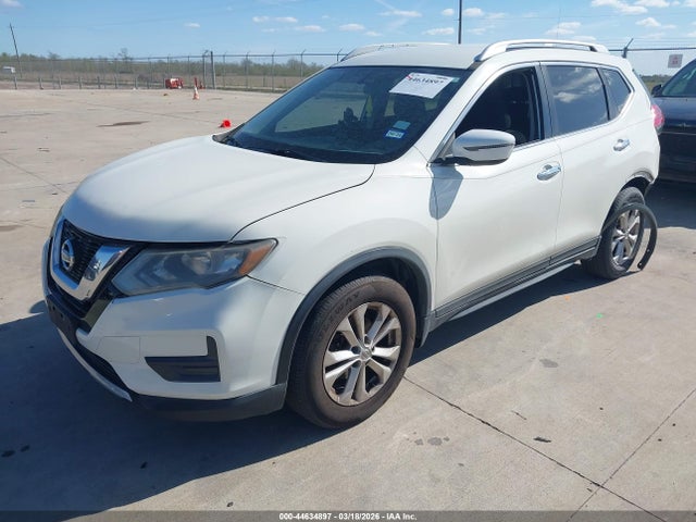 Nissan ROGUE S 2017 5N1AT2MT5HC776433 Image 2