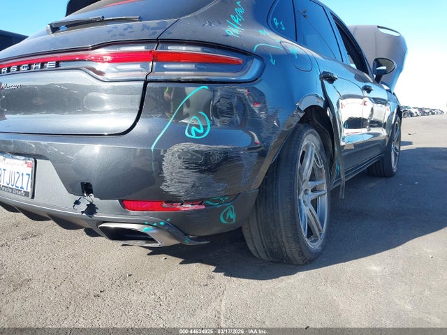Porsche Macan 2020 WP1AA2A54LLB08243 Image 17