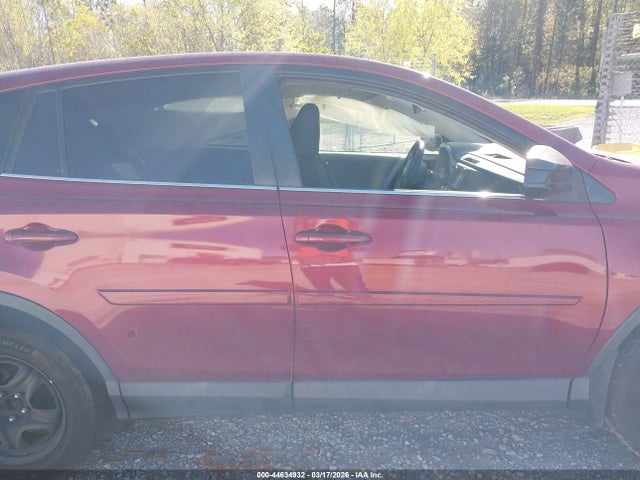 Toyota RAV4 LE 2018 2T3ZFREV5JW495890 Image 13