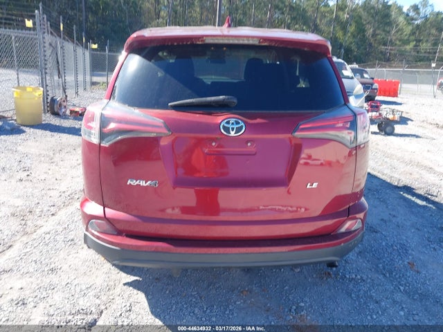 Toyota RAV4 LE 2018 2T3ZFREV5JW495890 Image 16