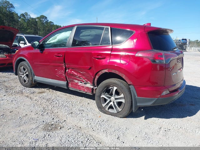 Toyota RAV4 LE 2018 2T3ZFREV5JW495890 Image 3