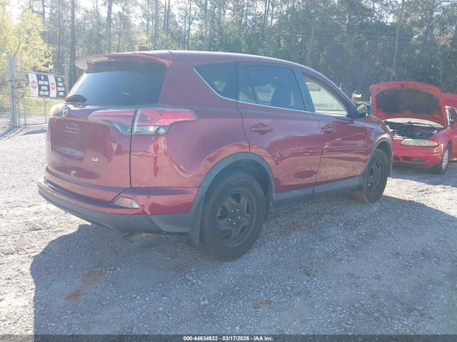 Toyota RAV4 LE 2018 2T3ZFREV5JW495890 Image 4