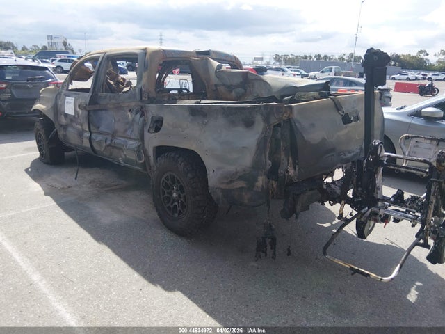 2021 Toyota Tacoma Trd Off-road მანქანა იყიდება აუქციონზე, vin: 3TMCZ5AN7MM426555, აუქციონის ნომერი: 44634972