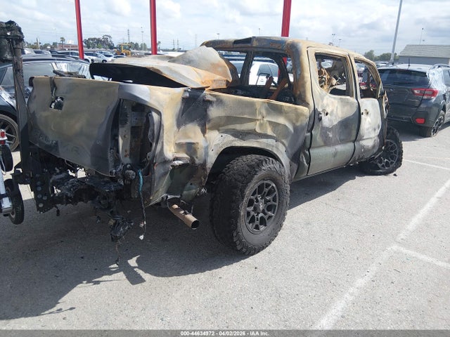 2021 Toyota Tacoma Trd Off-road მანქანა იყიდება აუქციონზე, vin: 3TMCZ5AN7MM426555, აუქციონის ნომერი: 44634972