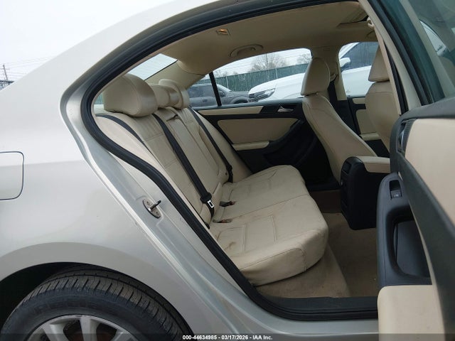 44634985 :رقم المزاد ، 3VWDX7AJ6BM378849 vin ، 2011 Volkswagen Jetta 2.5l Se مزاد بيع