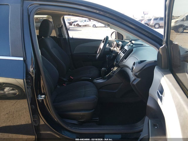 Chevrolet Sonic Lt Auto 2014 1G1JC6SB4E4186745 Image 5